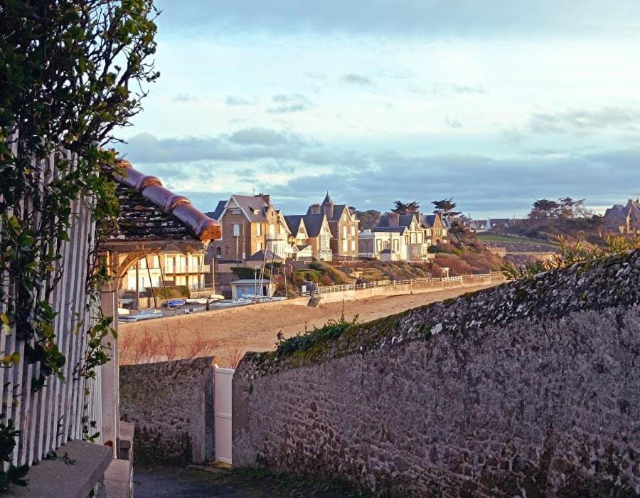 Minihic - Belle Maison 3 Chambres- Proche Mer Saint-Malo Kültér fotó