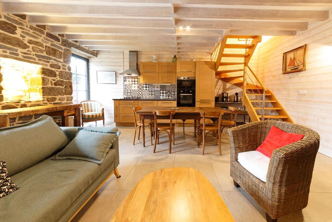 Minihic - Belle Maison 3 Chambres- Proche Mer Saint-Malo Kültér fotó